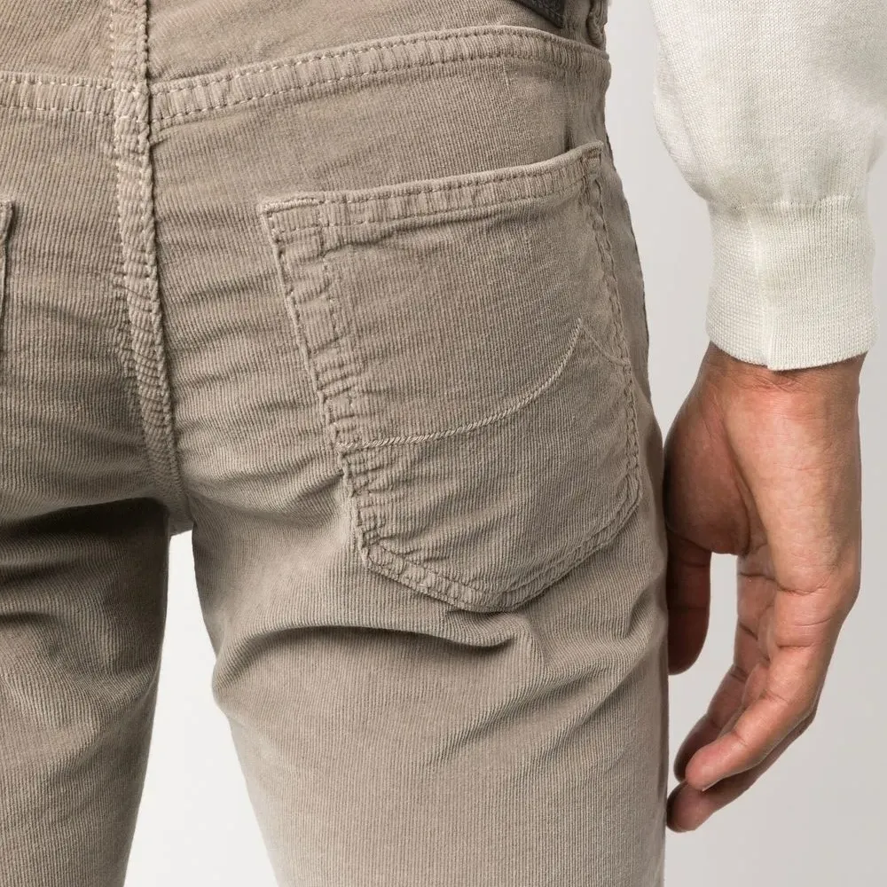 Узкие вельветовые брюки