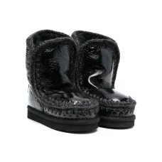 Массивные ботинки