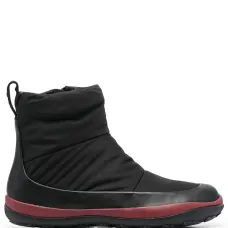 Стеганые ботинки на массивной подошве