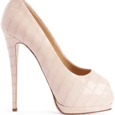 Туфли-лодочки на высоком каблуке