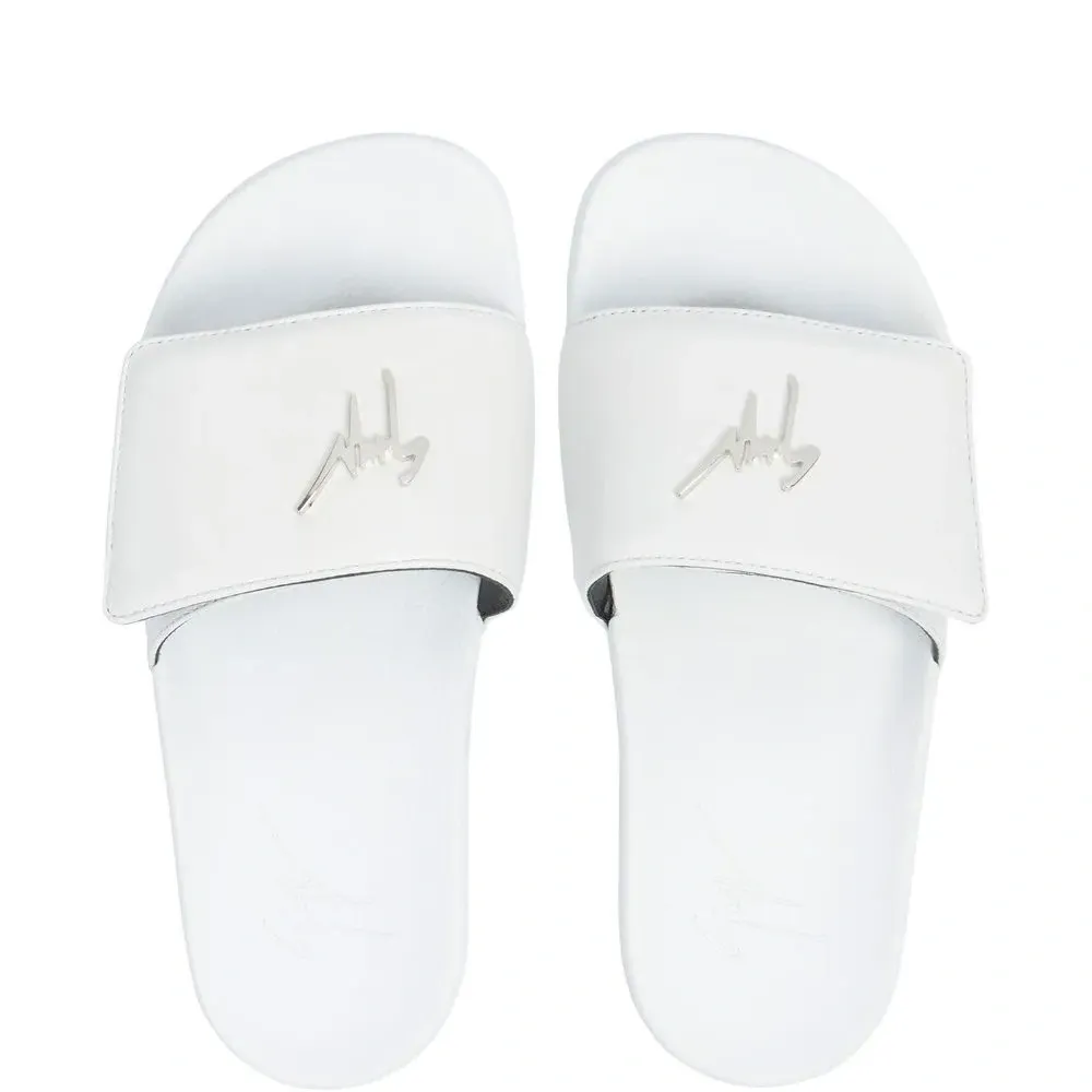 Шлепанцы на липучках с логотипом