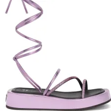 Сандалии с завязками