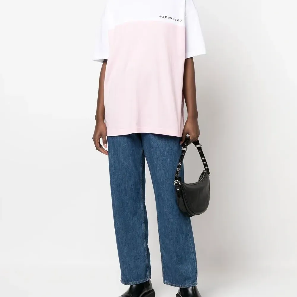 Футболка в стиле колор-блок с логотипом