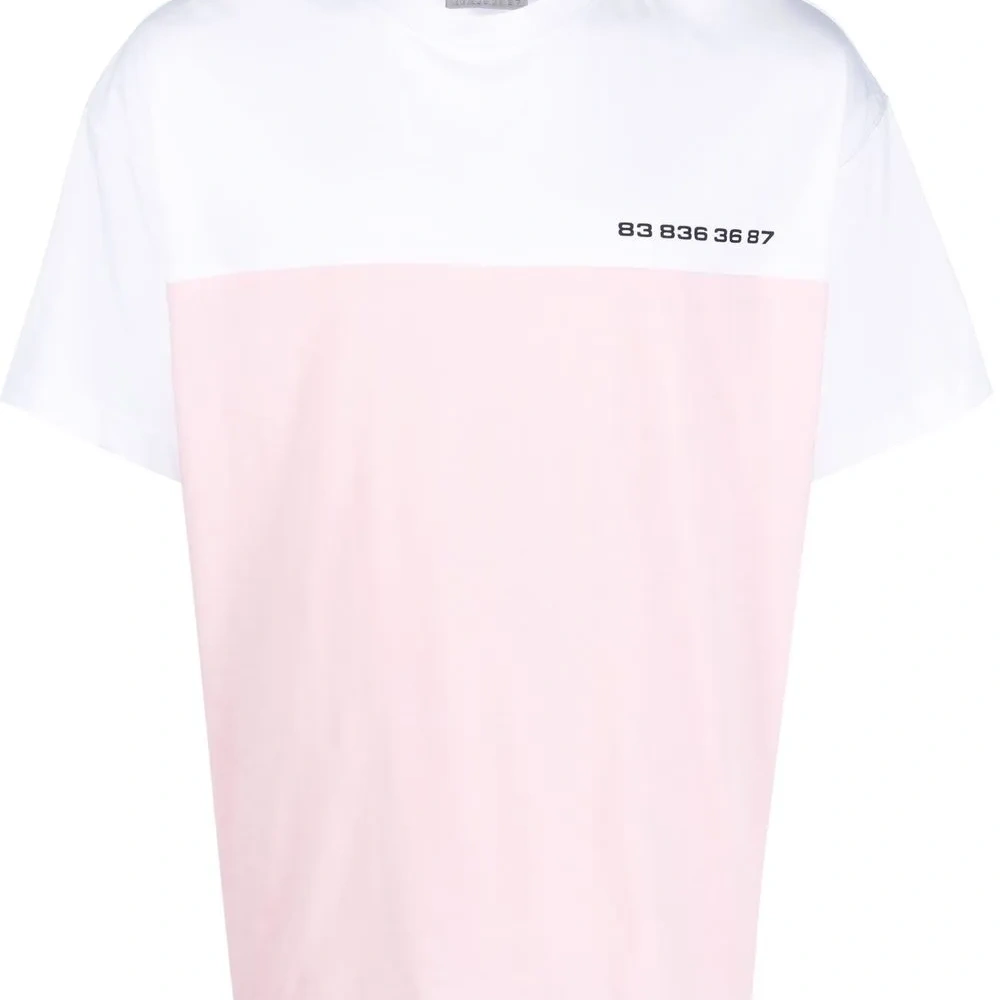 Футболка в стиле колор-блок с логотипом