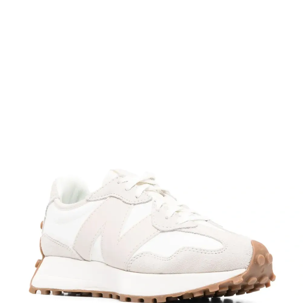 Кроссовки 327