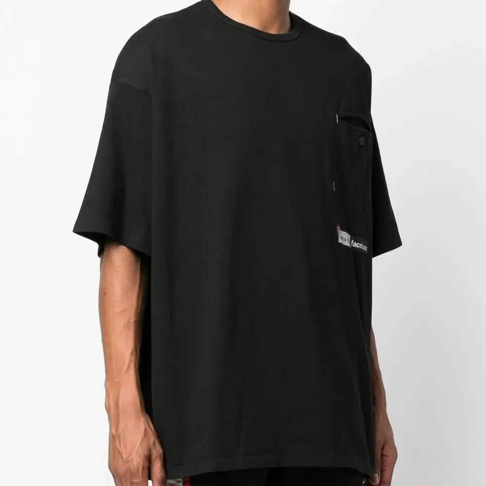 Футболка с нашивкой-логотипом