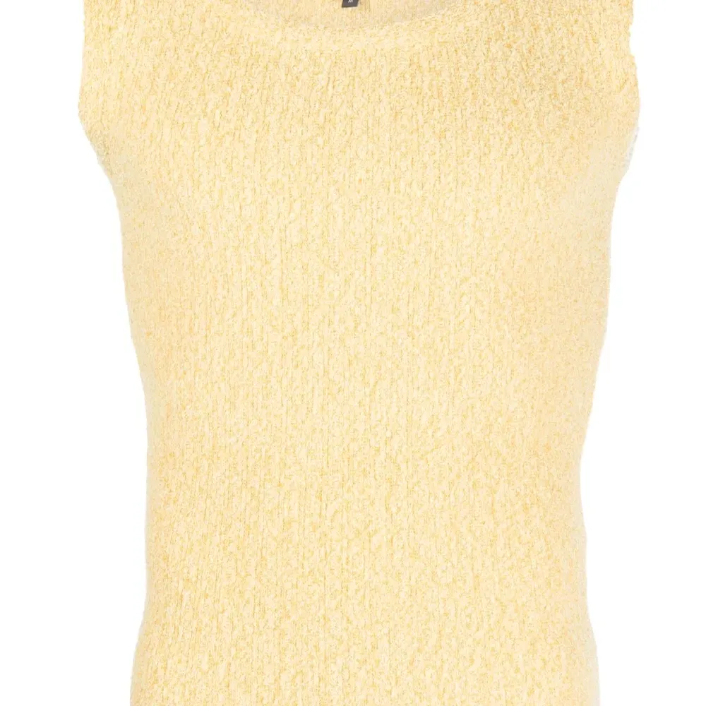 Фактурный топ без рукавов