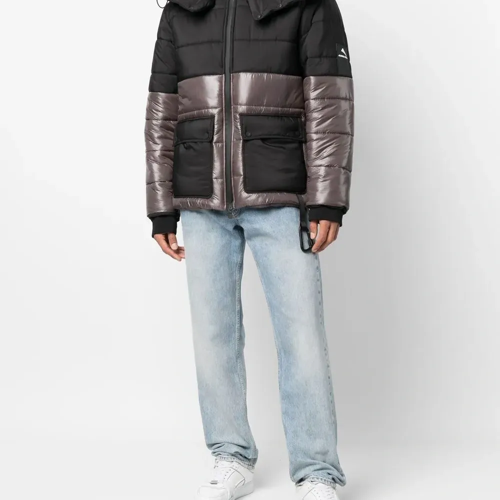 Пуховик в двух тонах