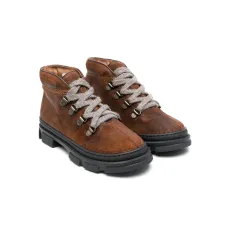 Ботинки на шнуровке