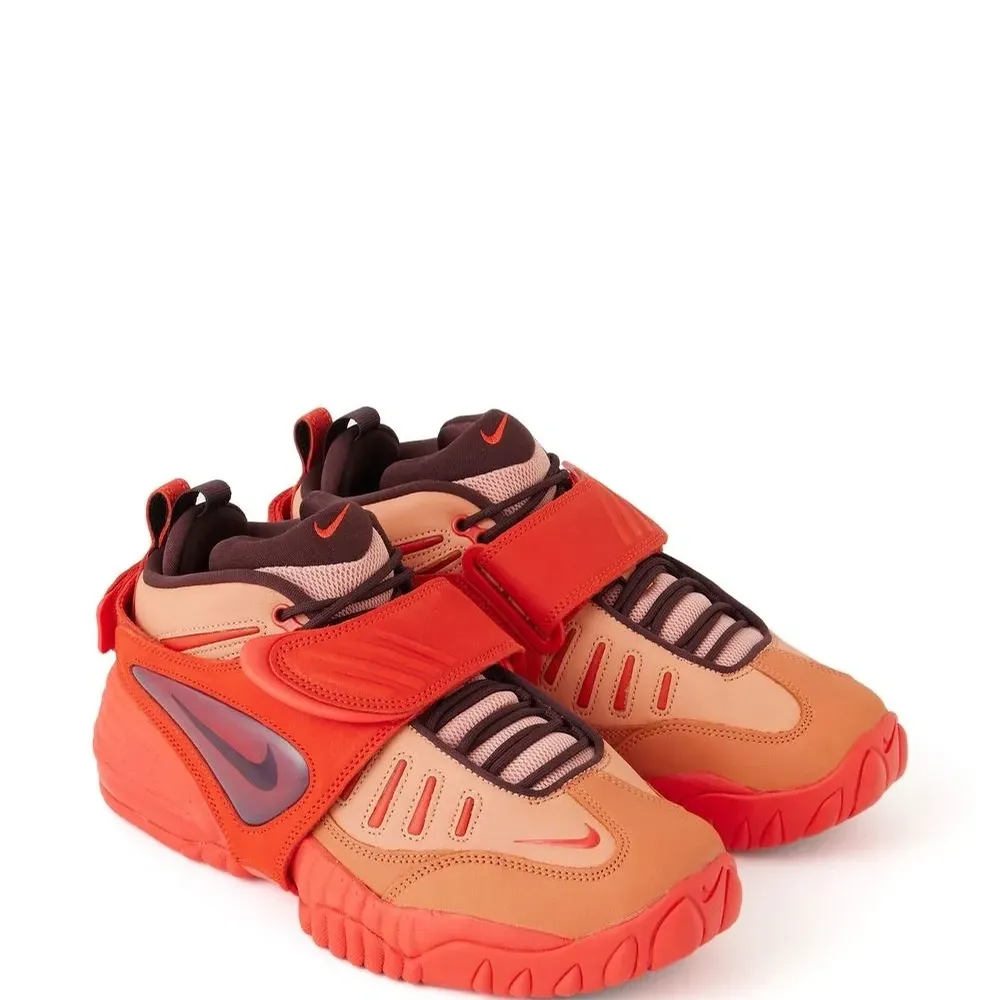 Кроссовки Air Adjust Force из коллаборации с Nike