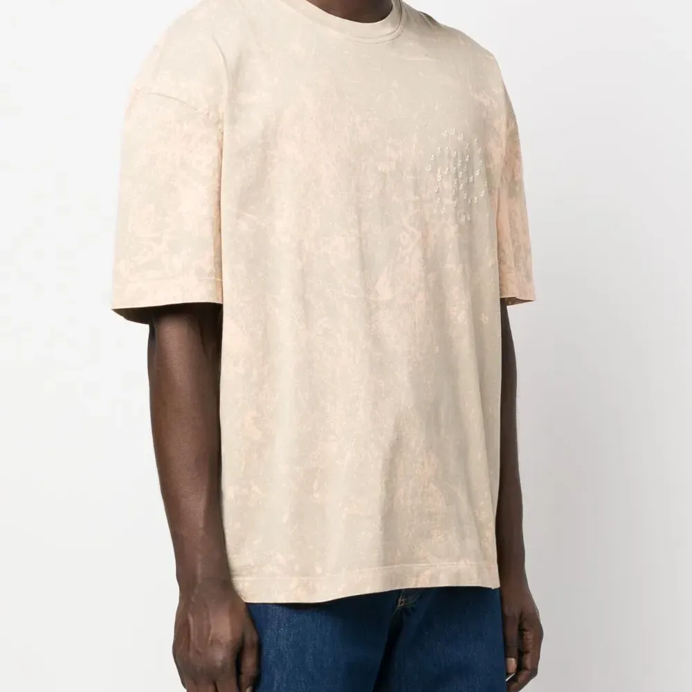 Футболка из органического хлопка с выбеленным эффектом