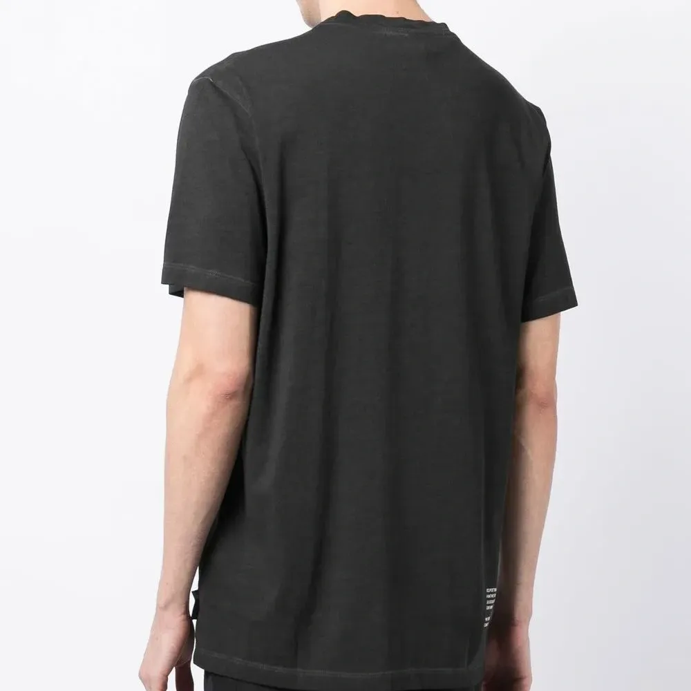 футболка с логотипом