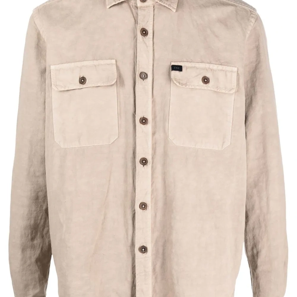 Рубашка с нашивкой-логотипом