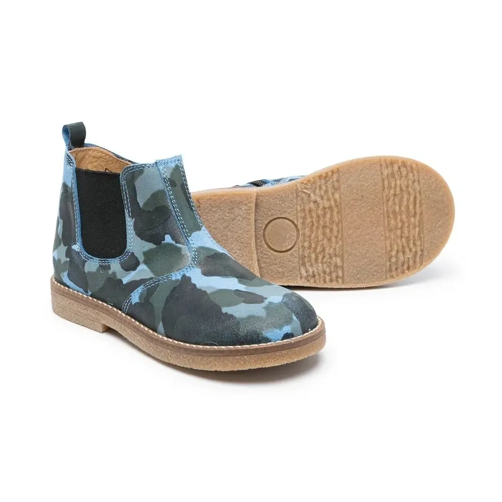 Ботинки с камуфляжным принтом