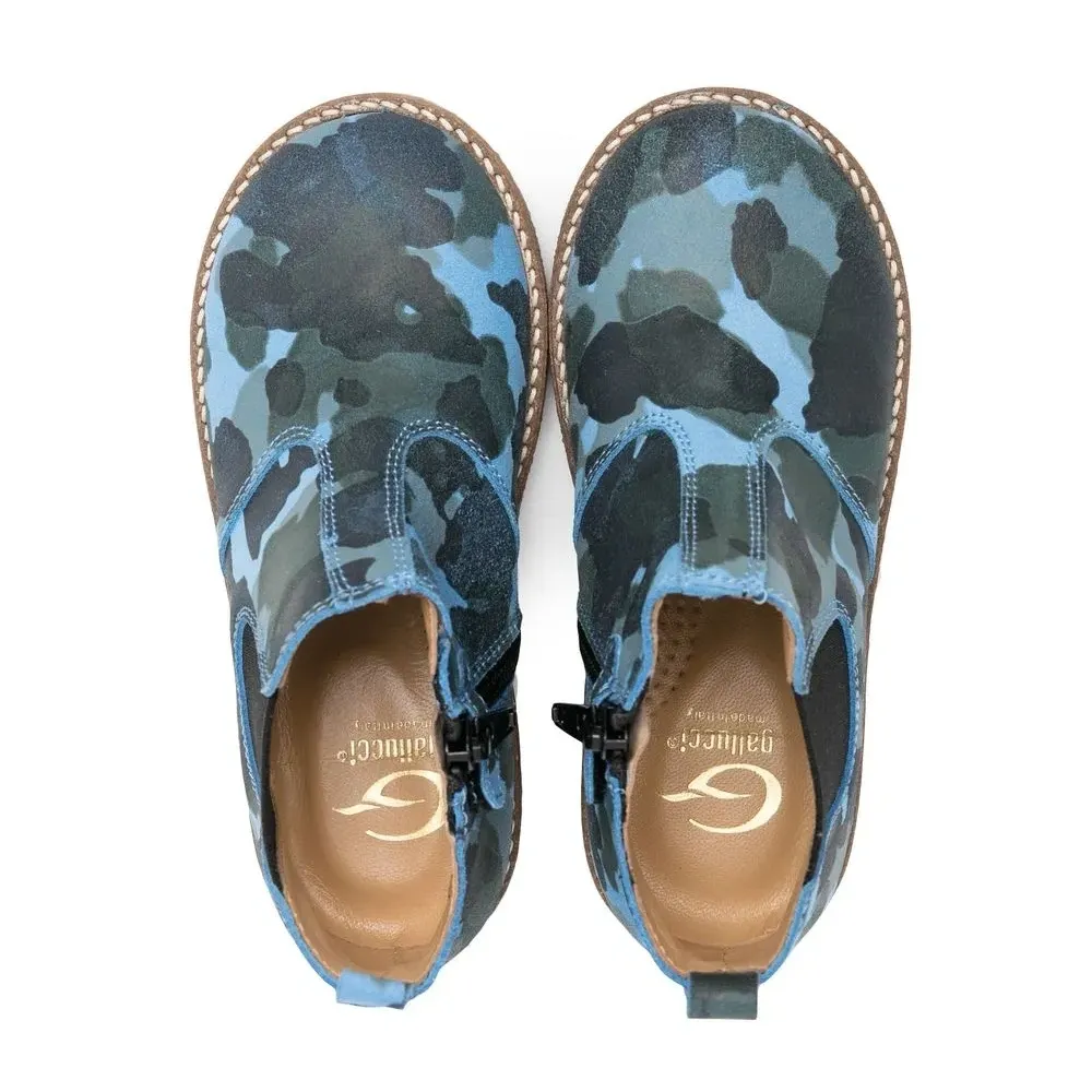 Ботинки с камуфляжным принтом