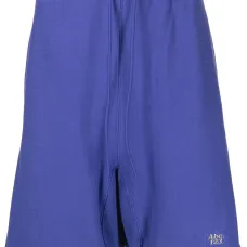 Спортивные шорты с вышитым логотипом