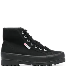 Высокие кроссовки на шнуровке