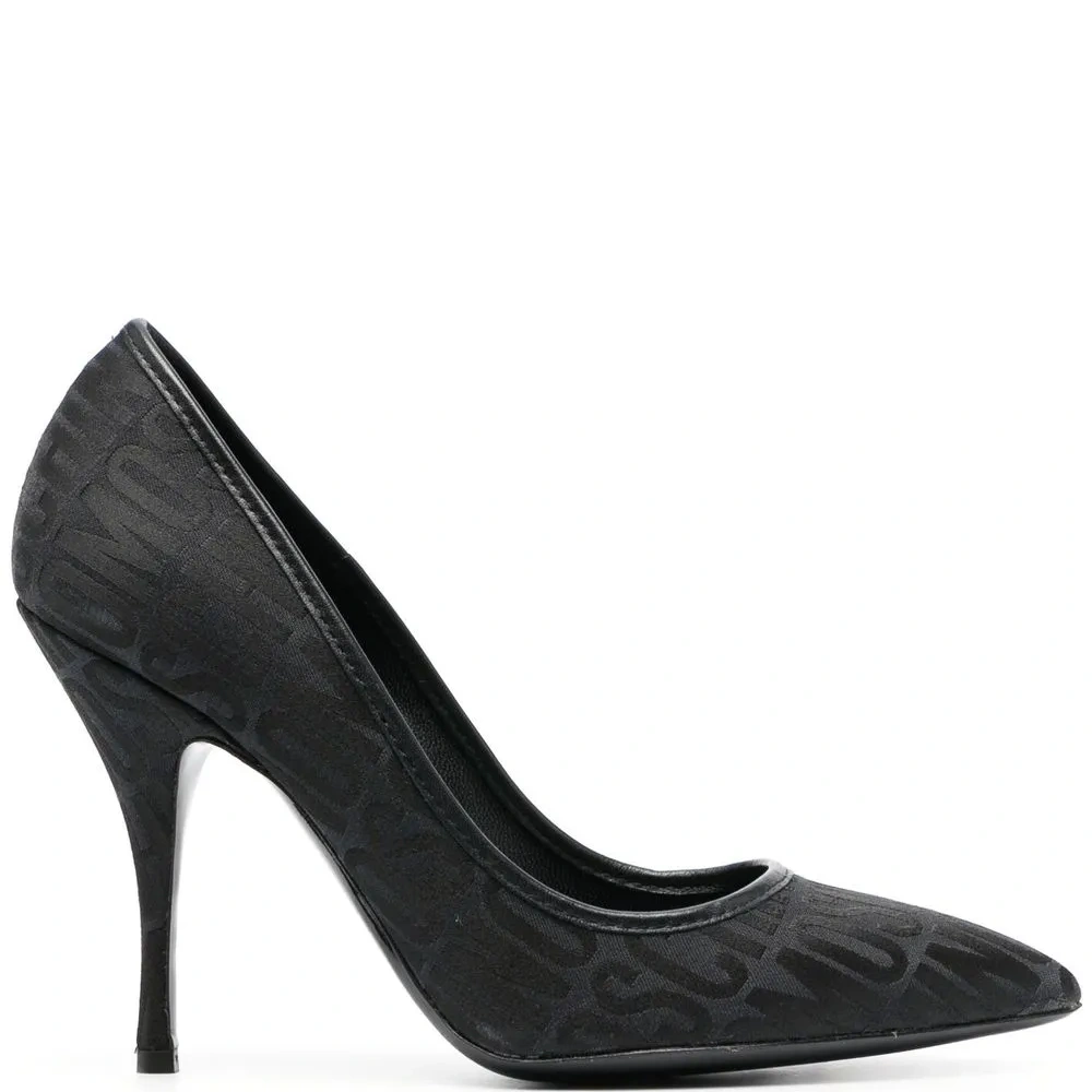 Туфли на шпильке с логотипом