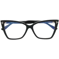 Очки в геометричной оправе