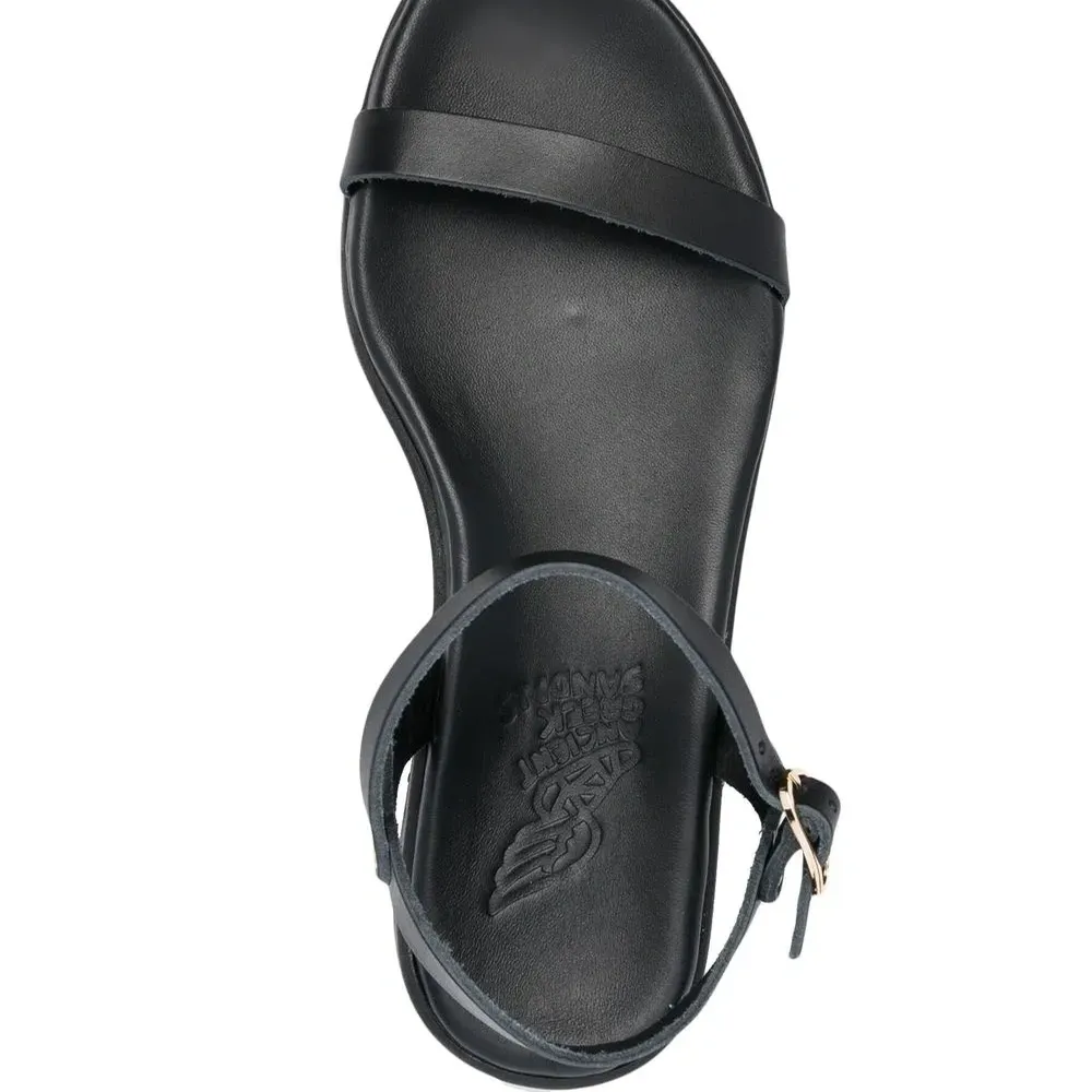 Сандалии Irida с пряжками