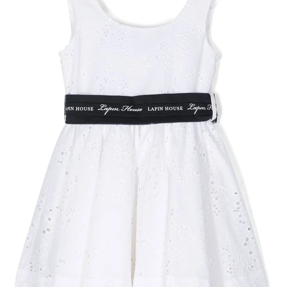 Платье с английской вышивкой и логотипом