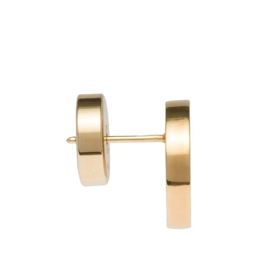 Серьги-гвоздики с тисненым логотипом