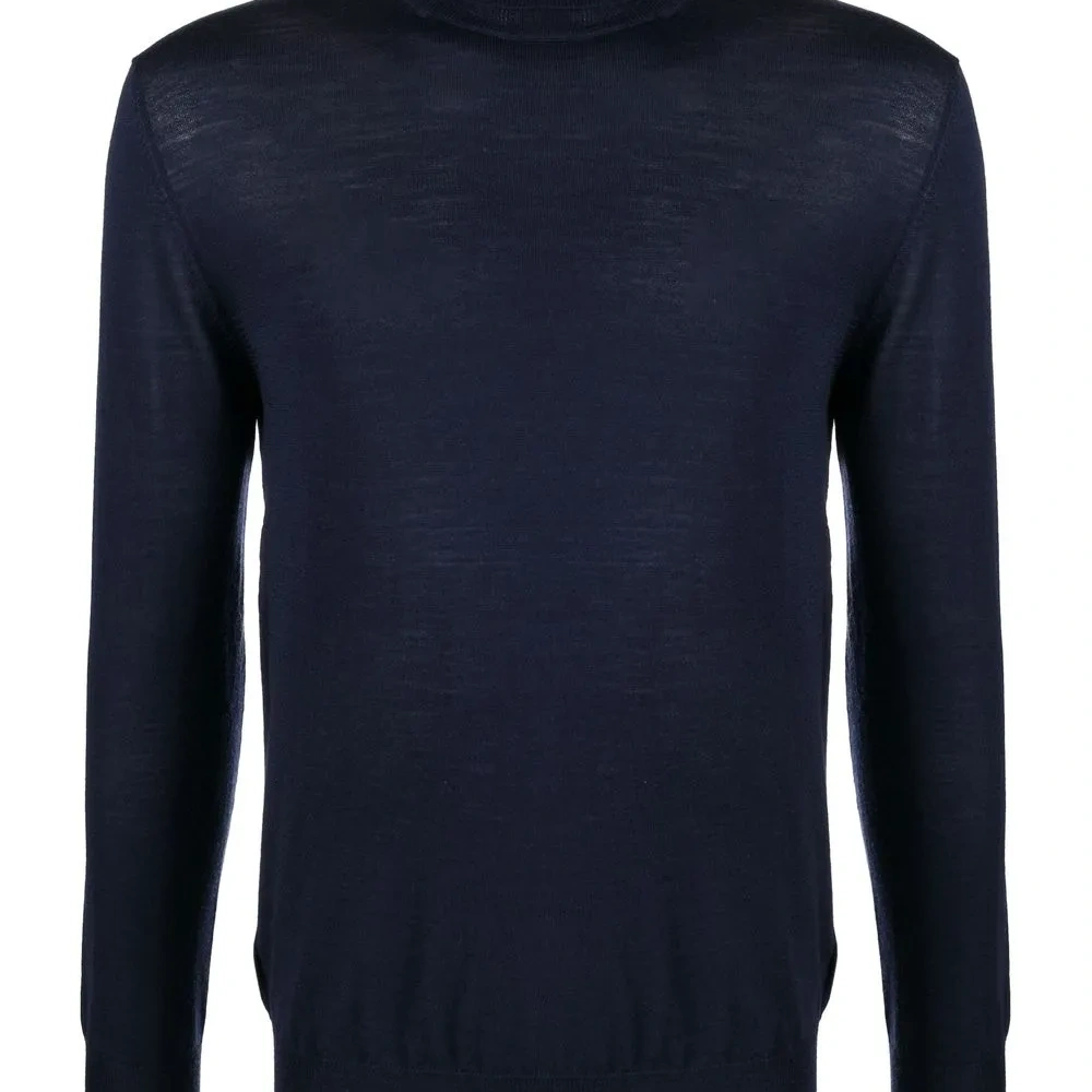 Джемпер с высоким воротником