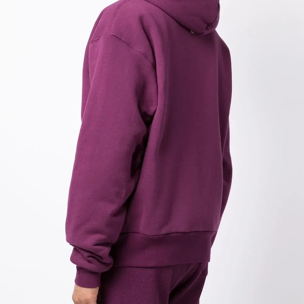 Худи с нашивкой-логотипом