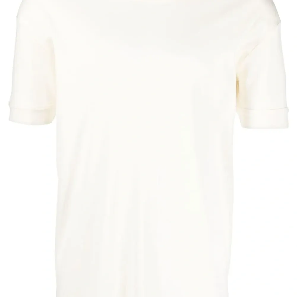 Футболка с круглым вырезом