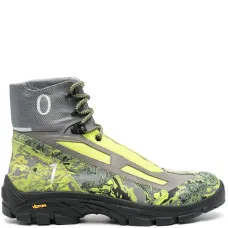 Массивные ботинки Массивные ботинки