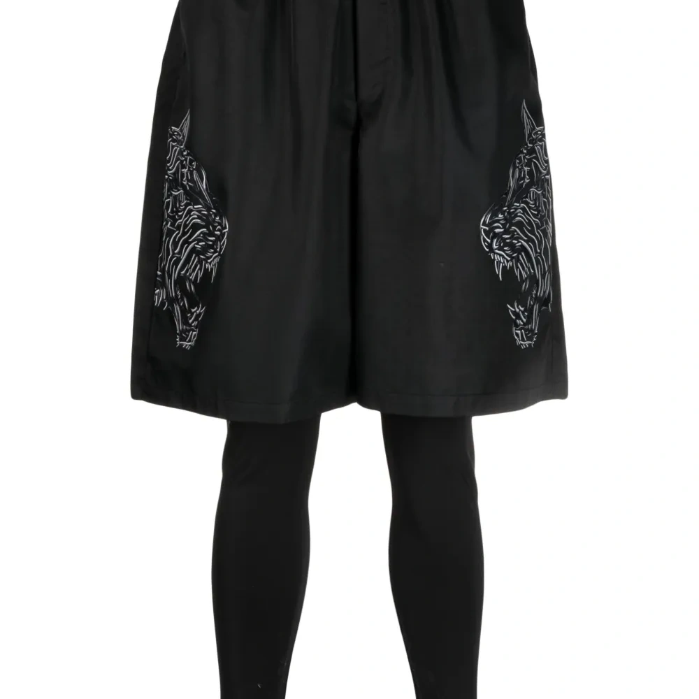 Спортивные шорты с принтом Спортивные шорты с принтом