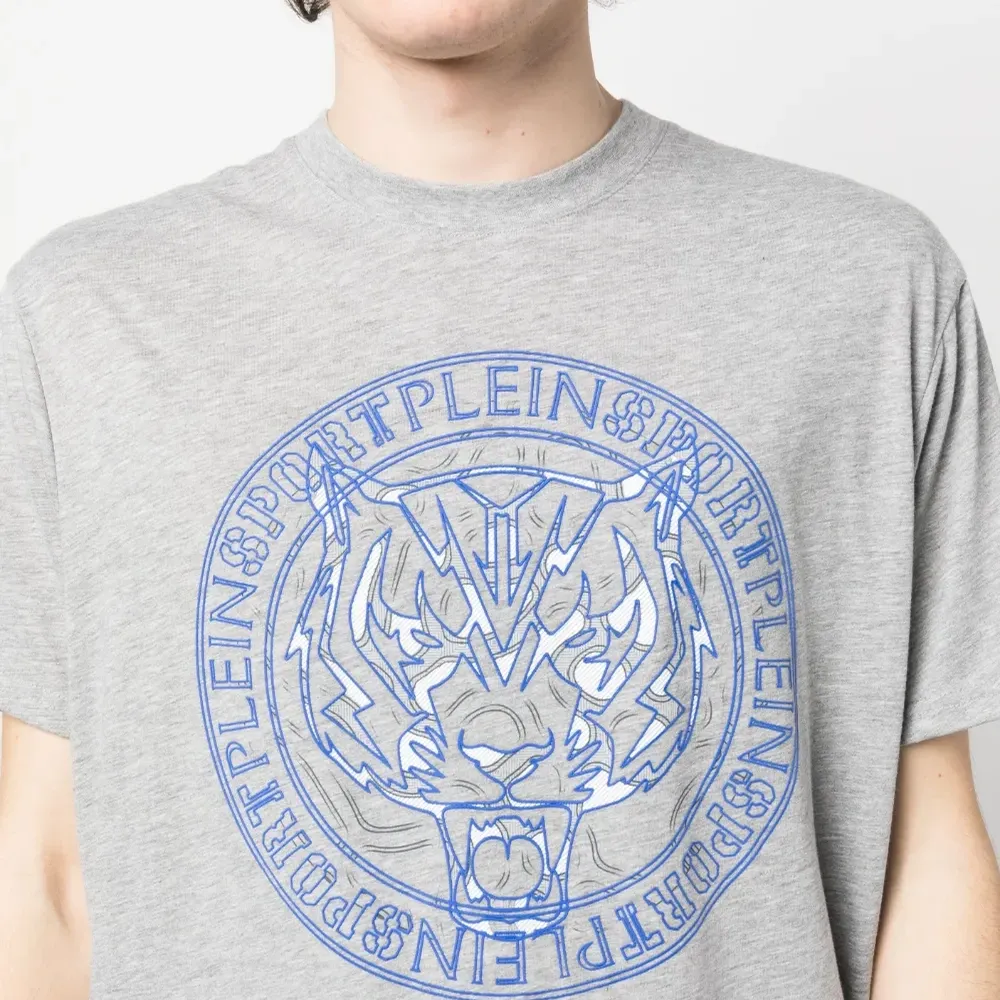 Футболка с принтом