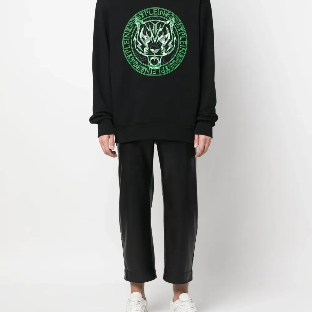 Худи с логотипом