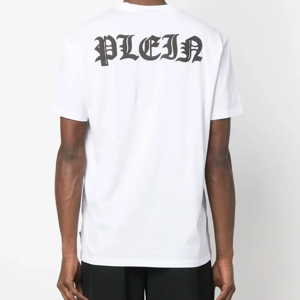 Футболка с логотипом