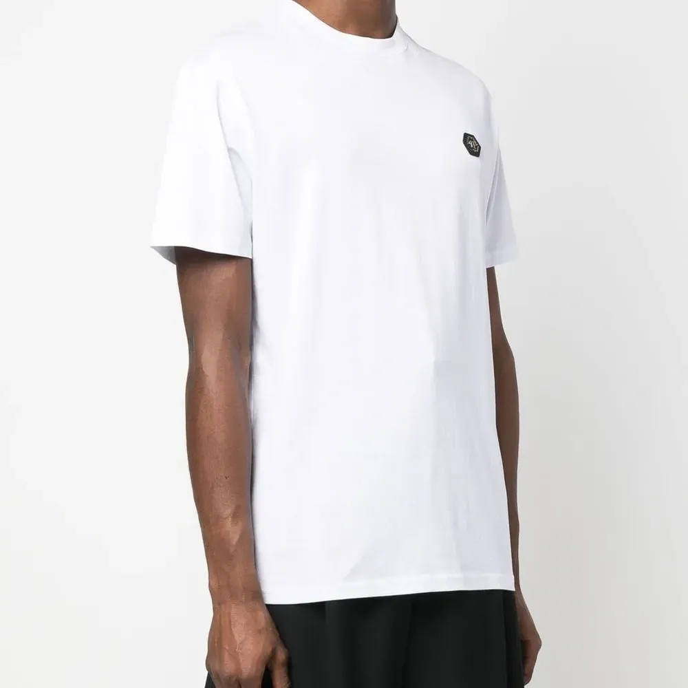 Футболка с логотипом