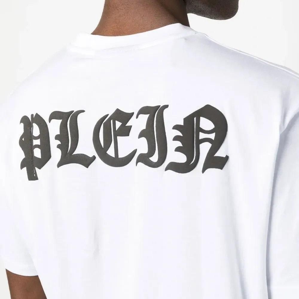 Футболка с логотипом