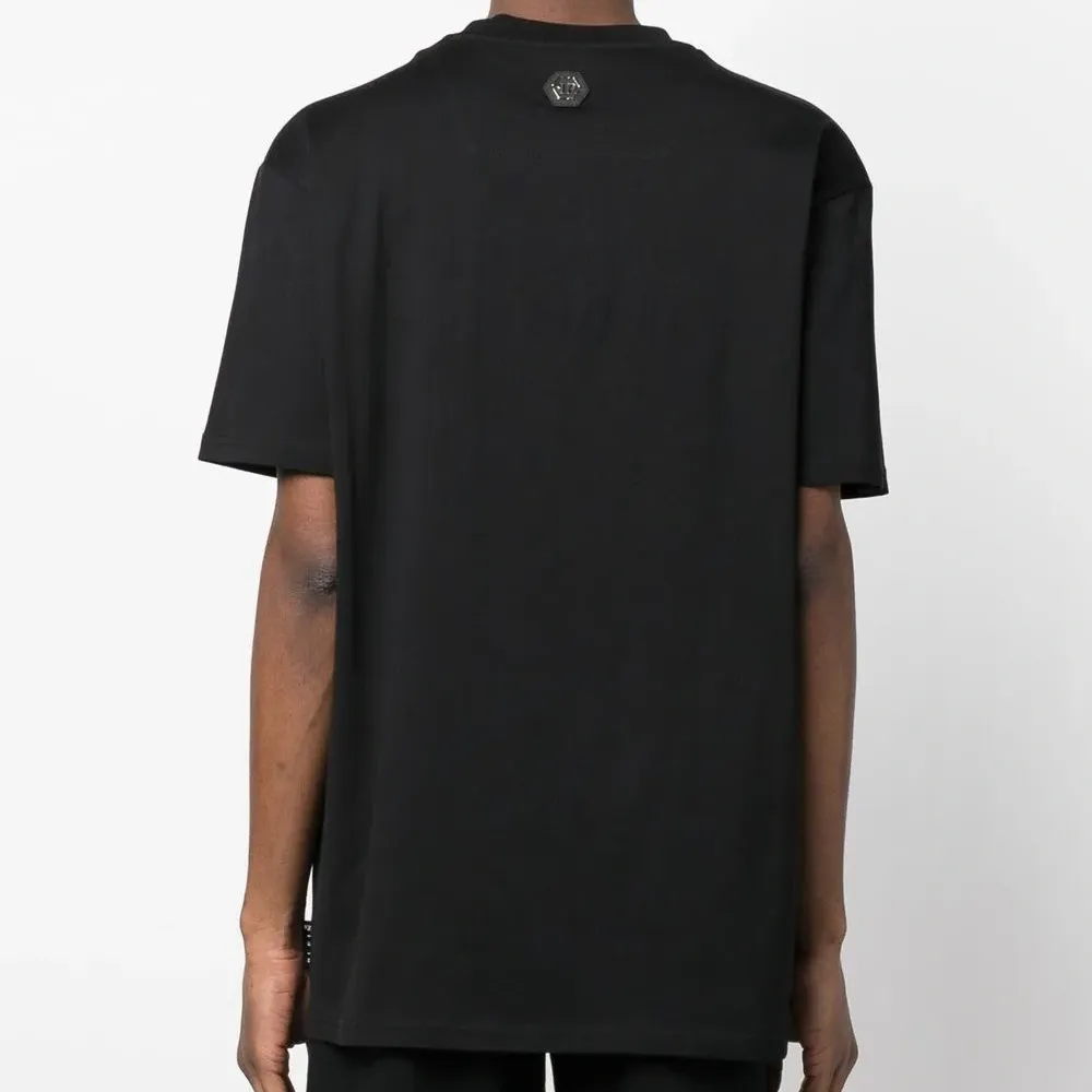 Футболка с пайетками