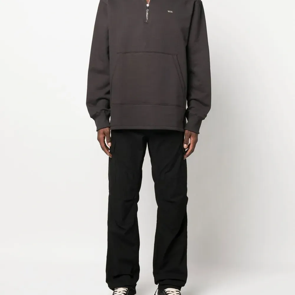 толстовка с длинными рукавами