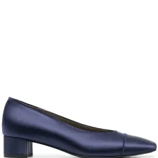 Туфли на низком каблуке Туфли на низком каблуке