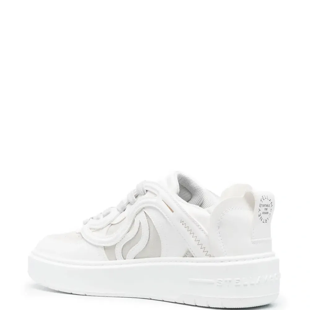 Кроссовки с аппликацией