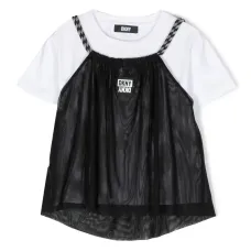 Комплект из футболки и блузки с нашивкой-логотипом