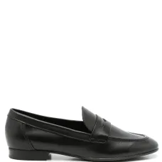 Лоферы с миндалевидным носком