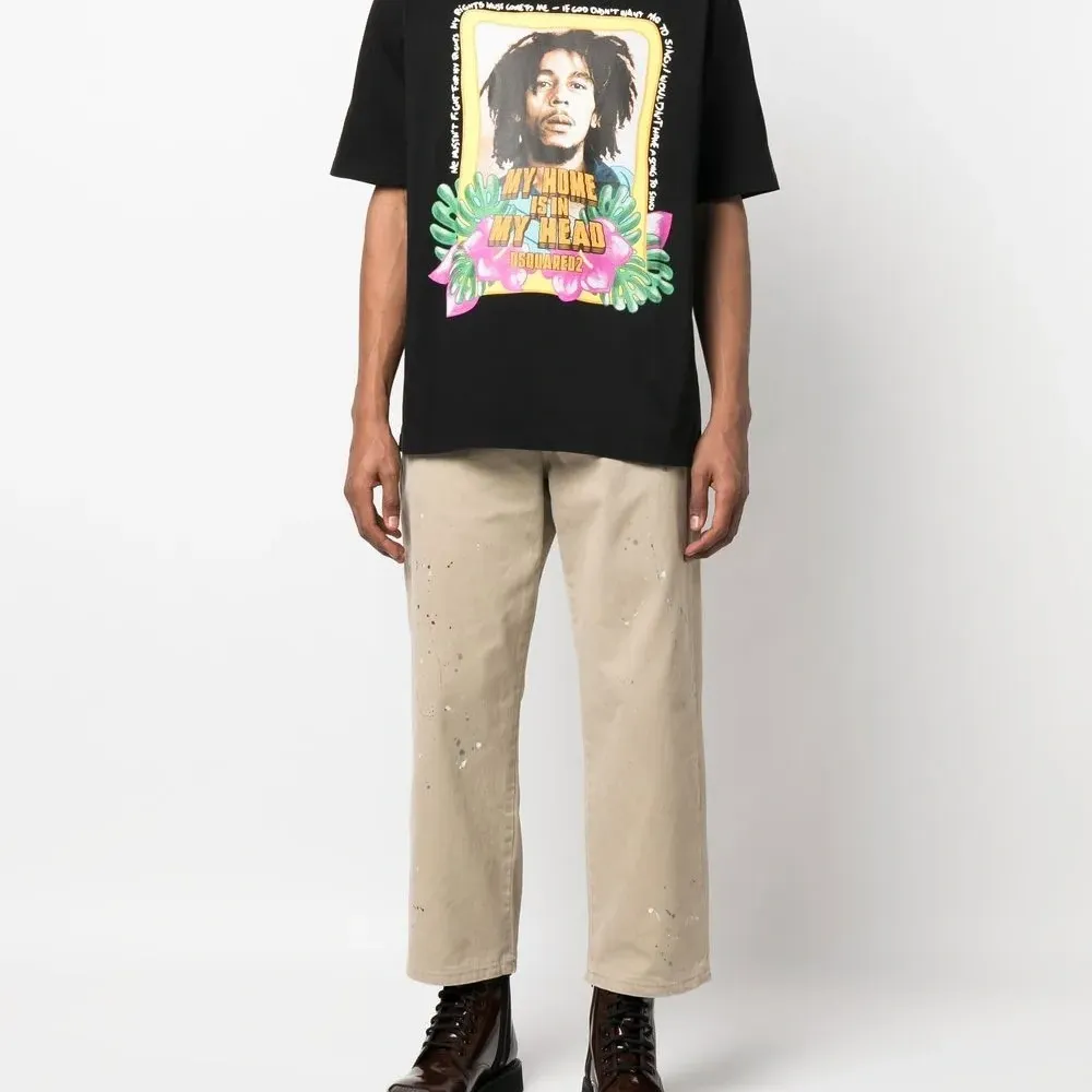 Футболка с графичным принтом