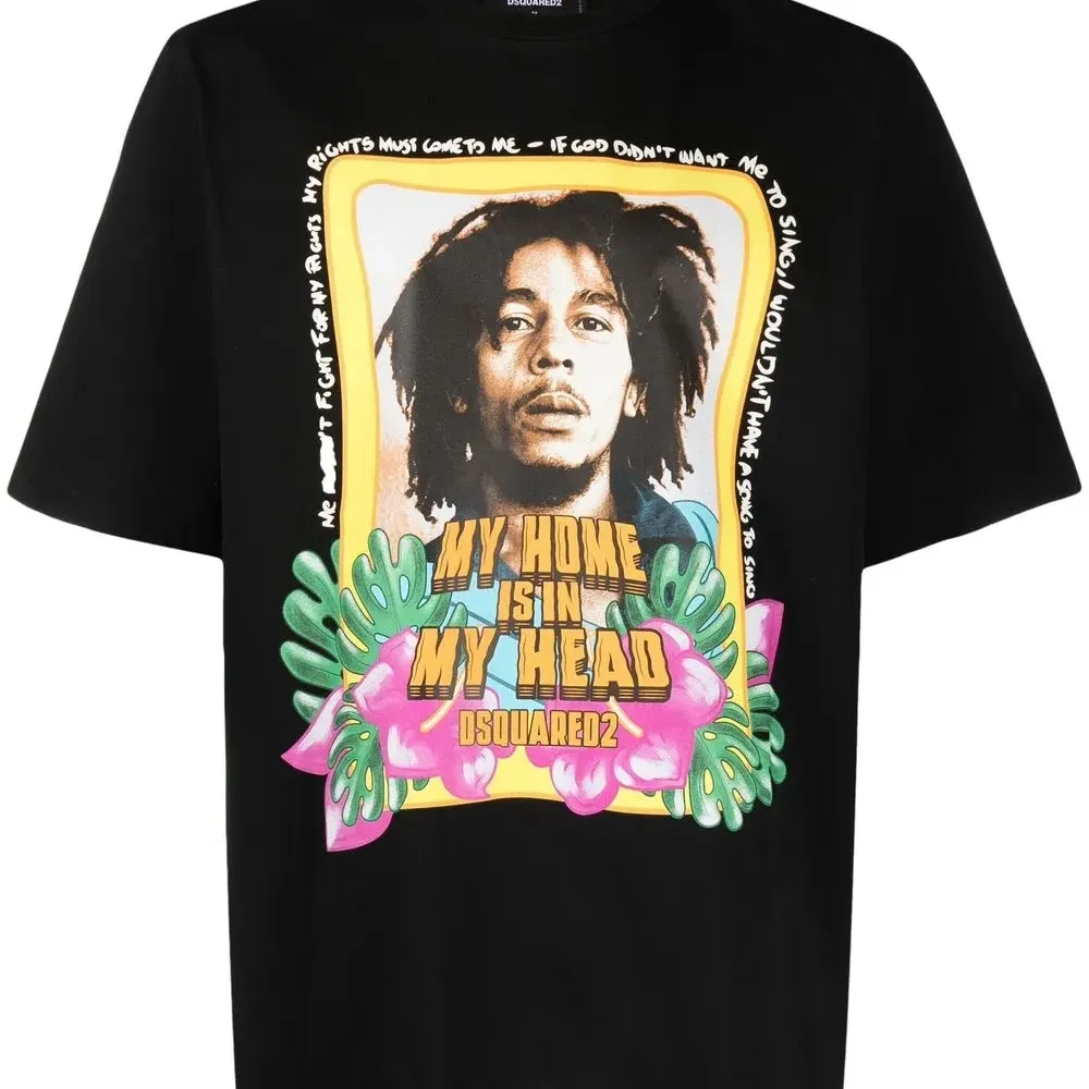 Футболка с графичным принтом