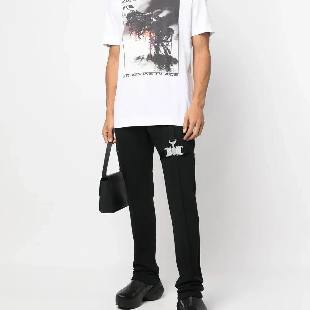 Футболка с графичным принтом