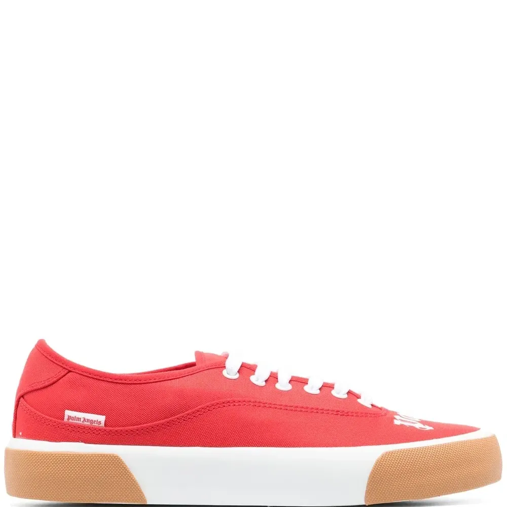 Кеды с логотипом