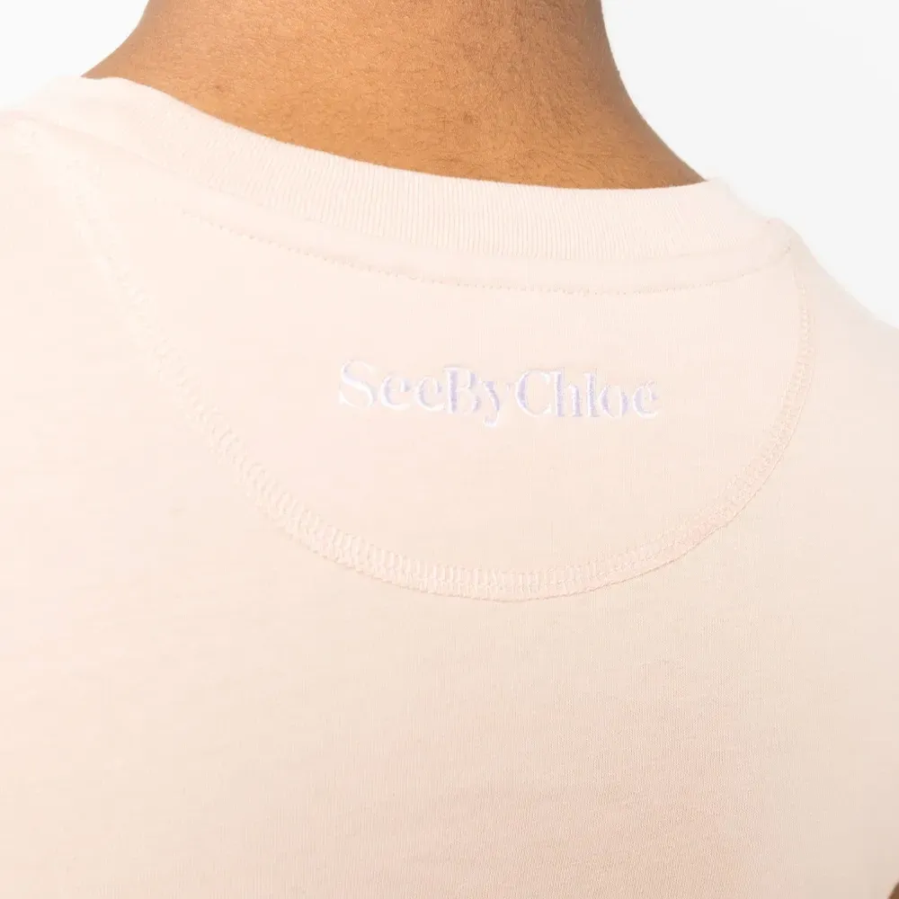 Футболка с графичным принтом