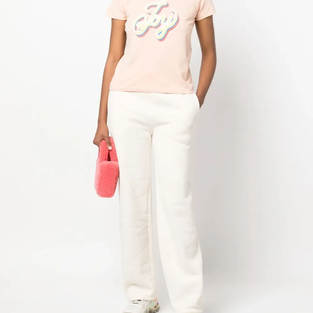 Футболка с графичным принтом