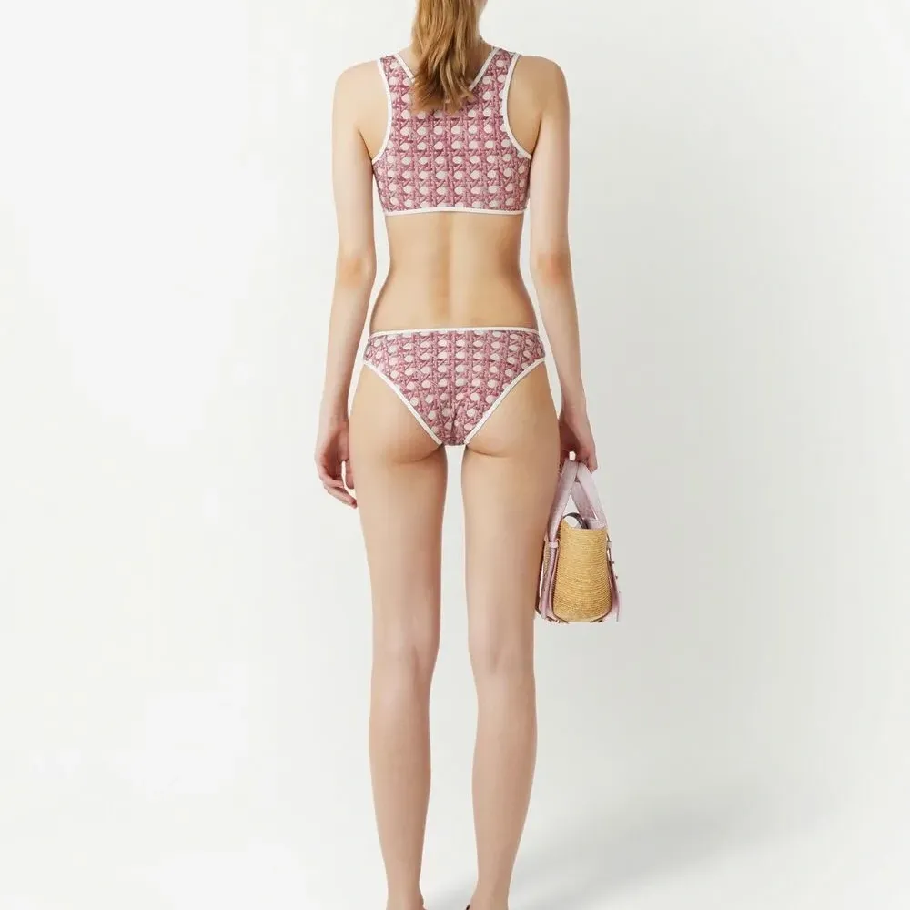 Бикини с эффектом тромплей