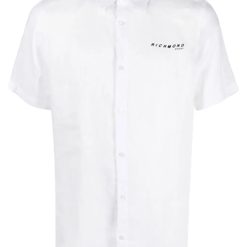 Льняная рубашка с короткими рукавами